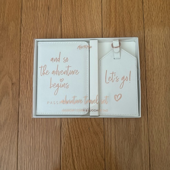 Passport and Luggage Tag Set - Picture 1 of 2